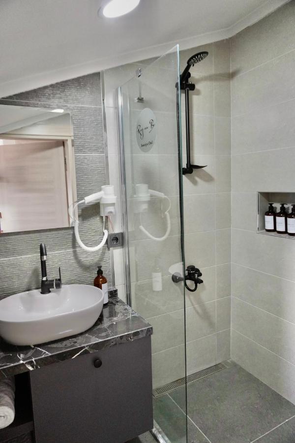 Reynabe Boutique Hotel 迪基利 外观 照片