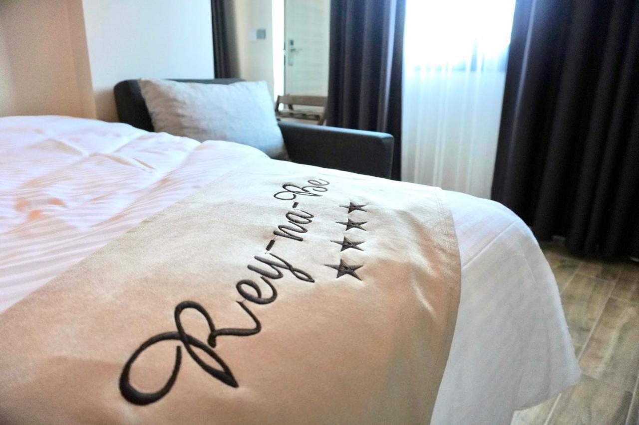 Reynabe Boutique Hotel 迪基利 外观 照片