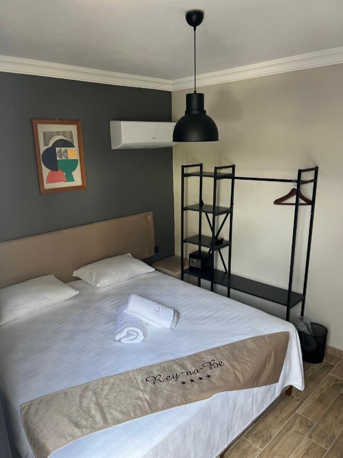 Reynabe Boutique Hotel 迪基利 外观 照片